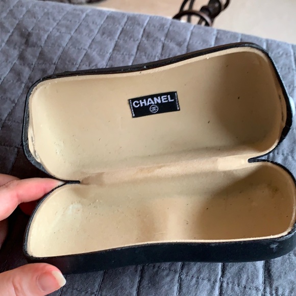 CHANEL 😎 Sunglasses model 6007 - Picture 15 of 15